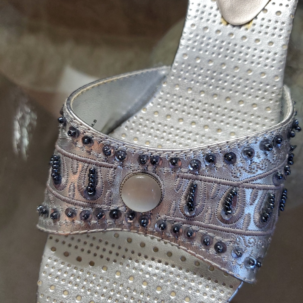 LIKE NEW Pierre Dumas Embellished Sandal - Picture 4 of 6